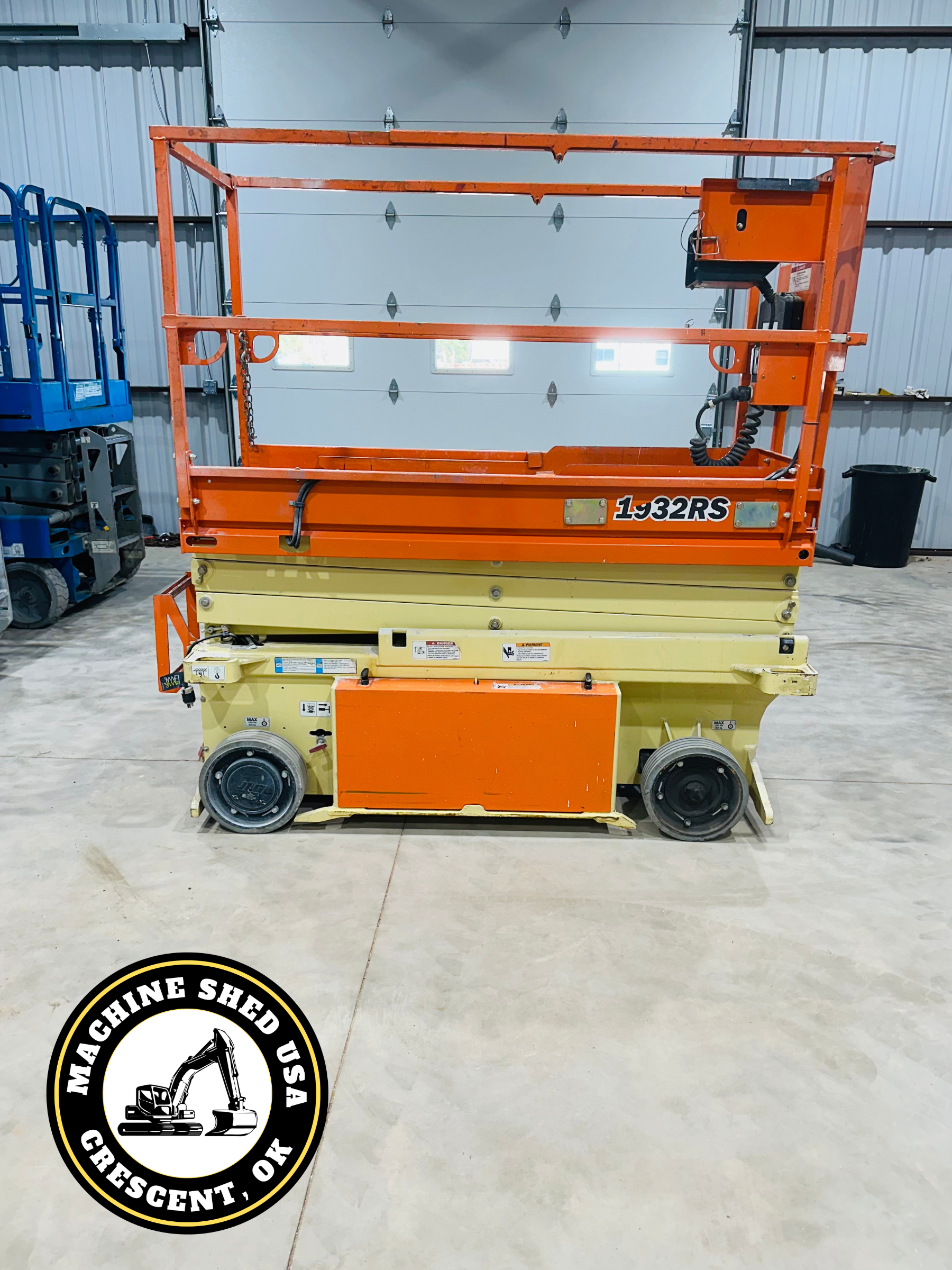 SOLD-2015 JLG 1932 Scissor Liftt