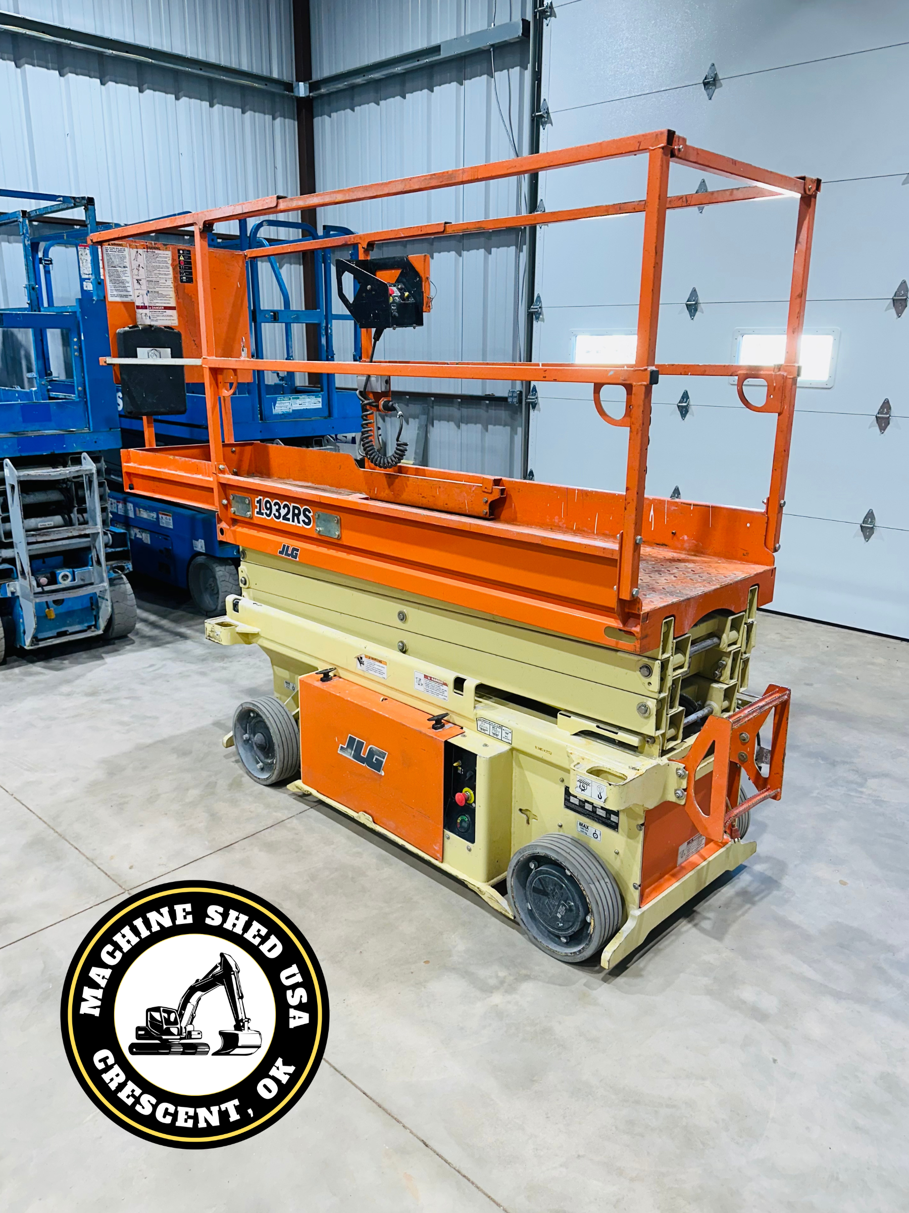 SOLD-2015 JLG 1932 Scissor Liftt