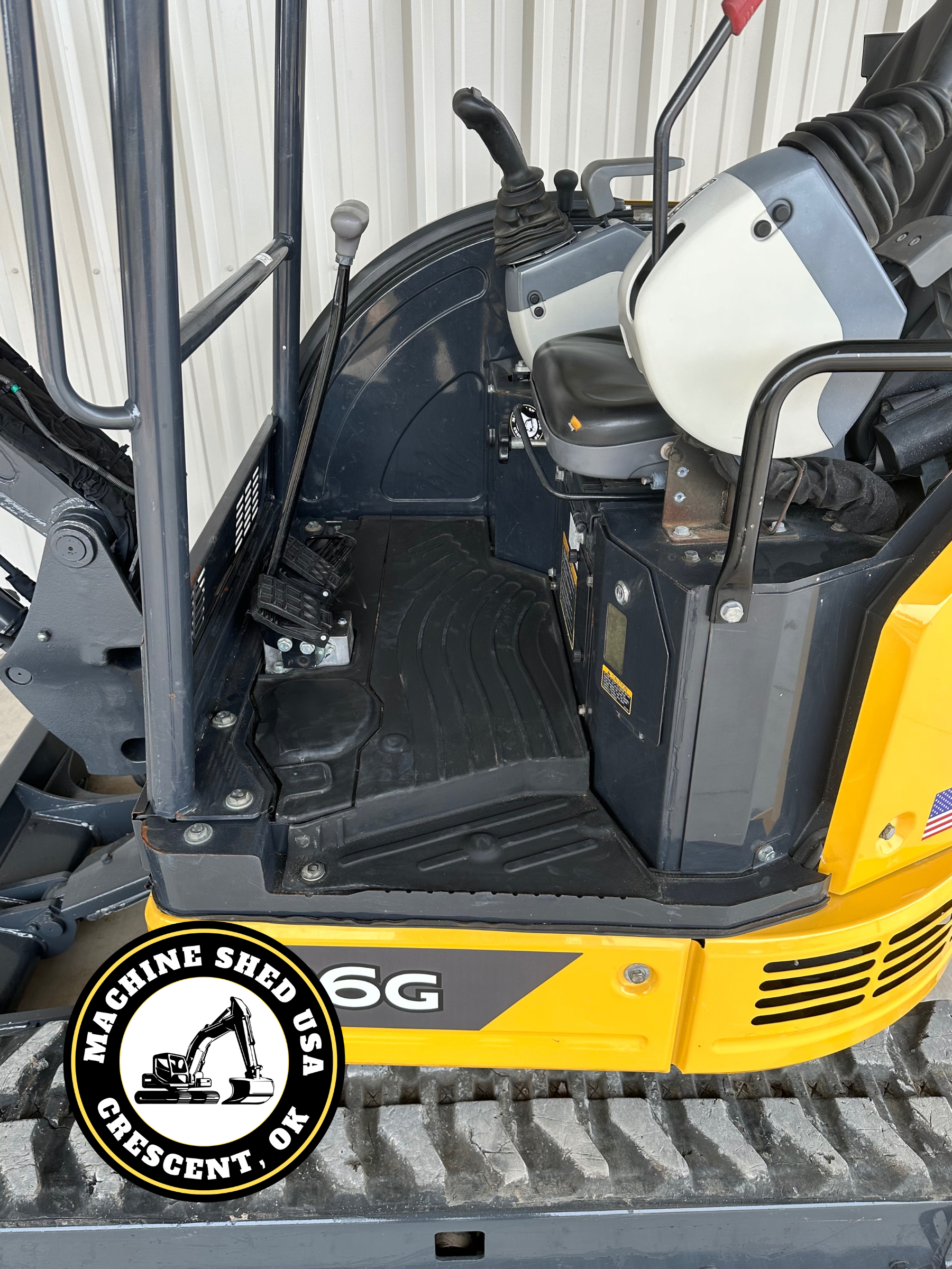 SOLD-2021 John Deere 26G