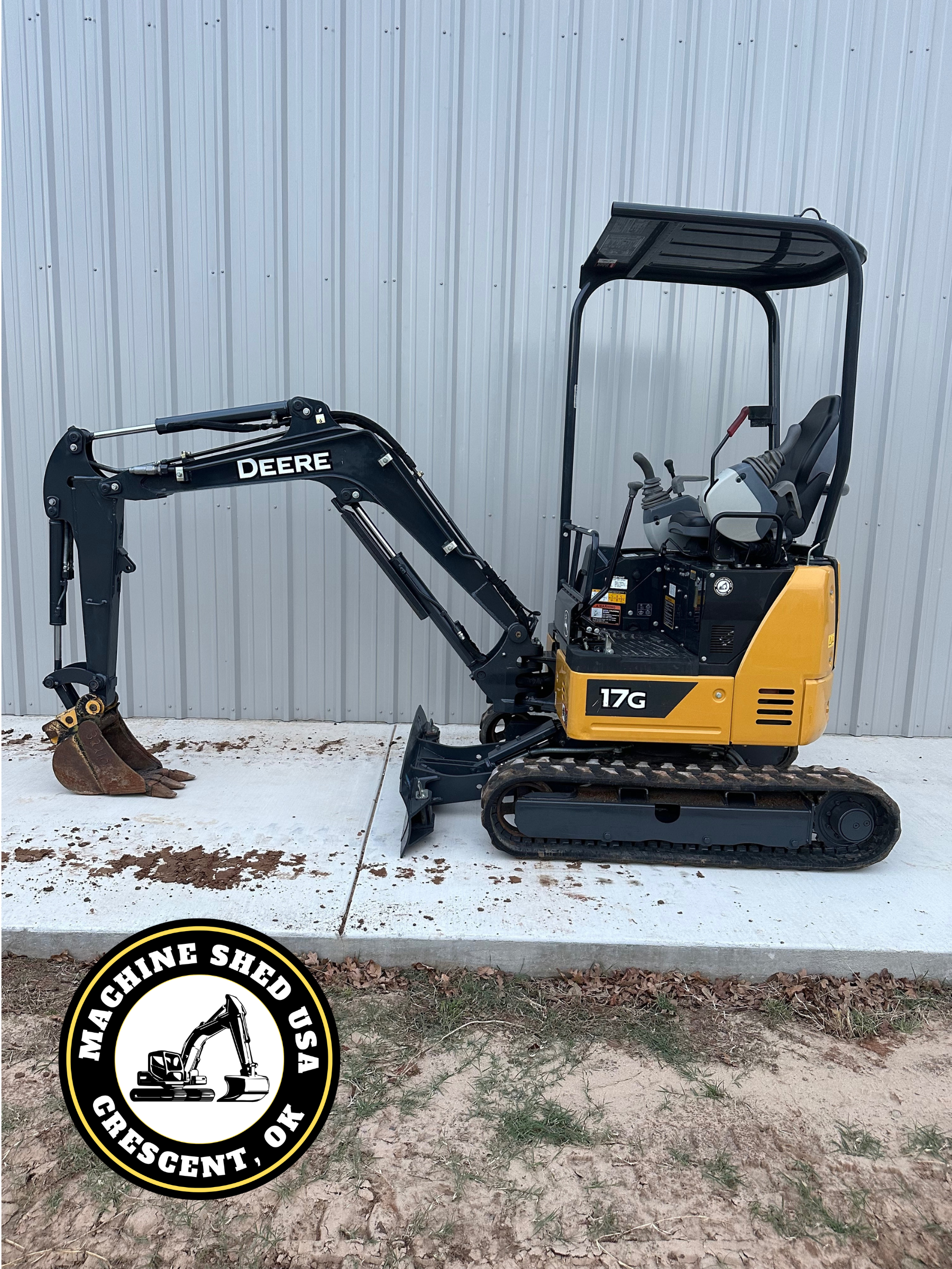 SOLD-2021 John Deere 17G