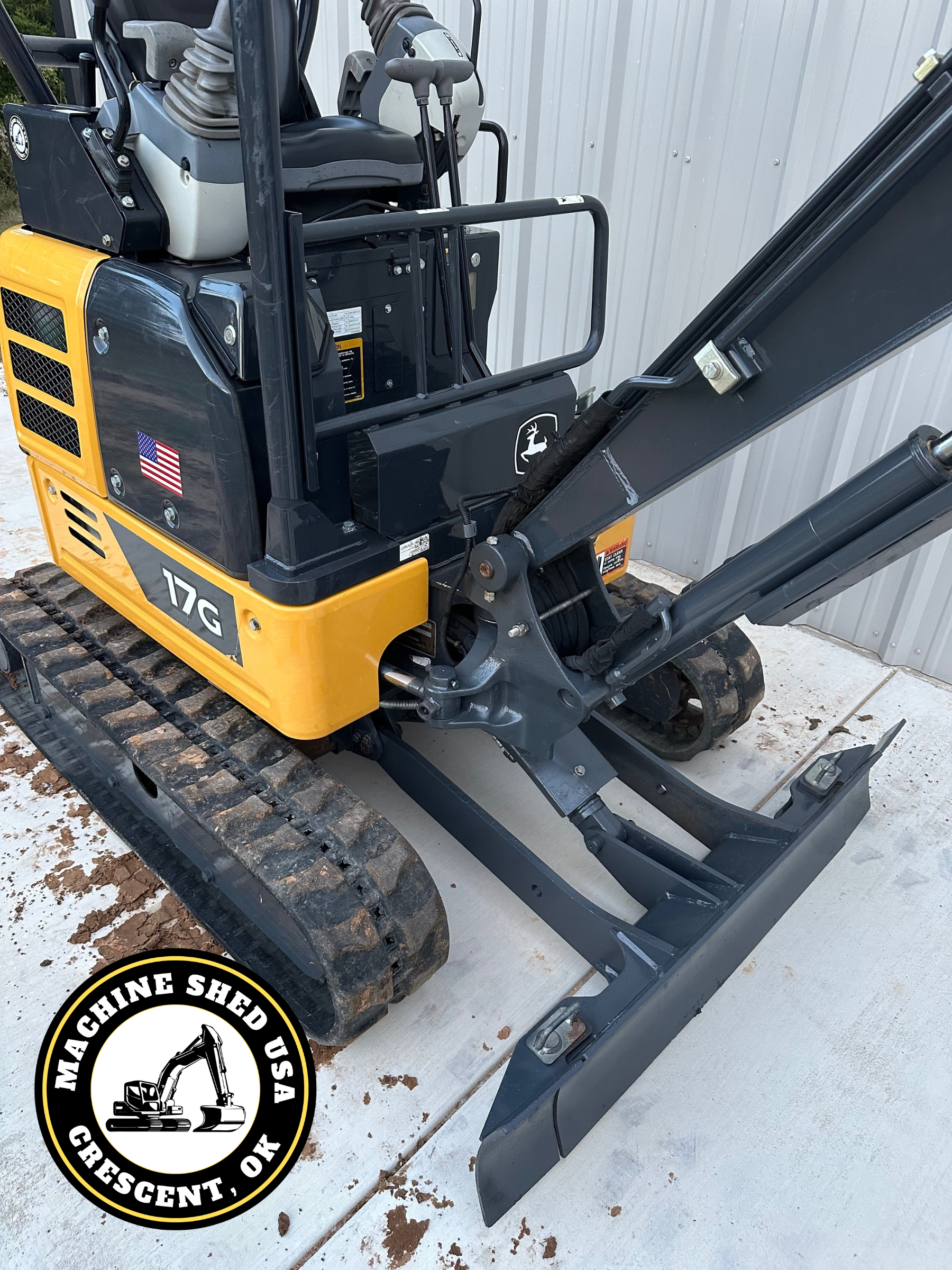 SOLD-2021 John Deere 17G