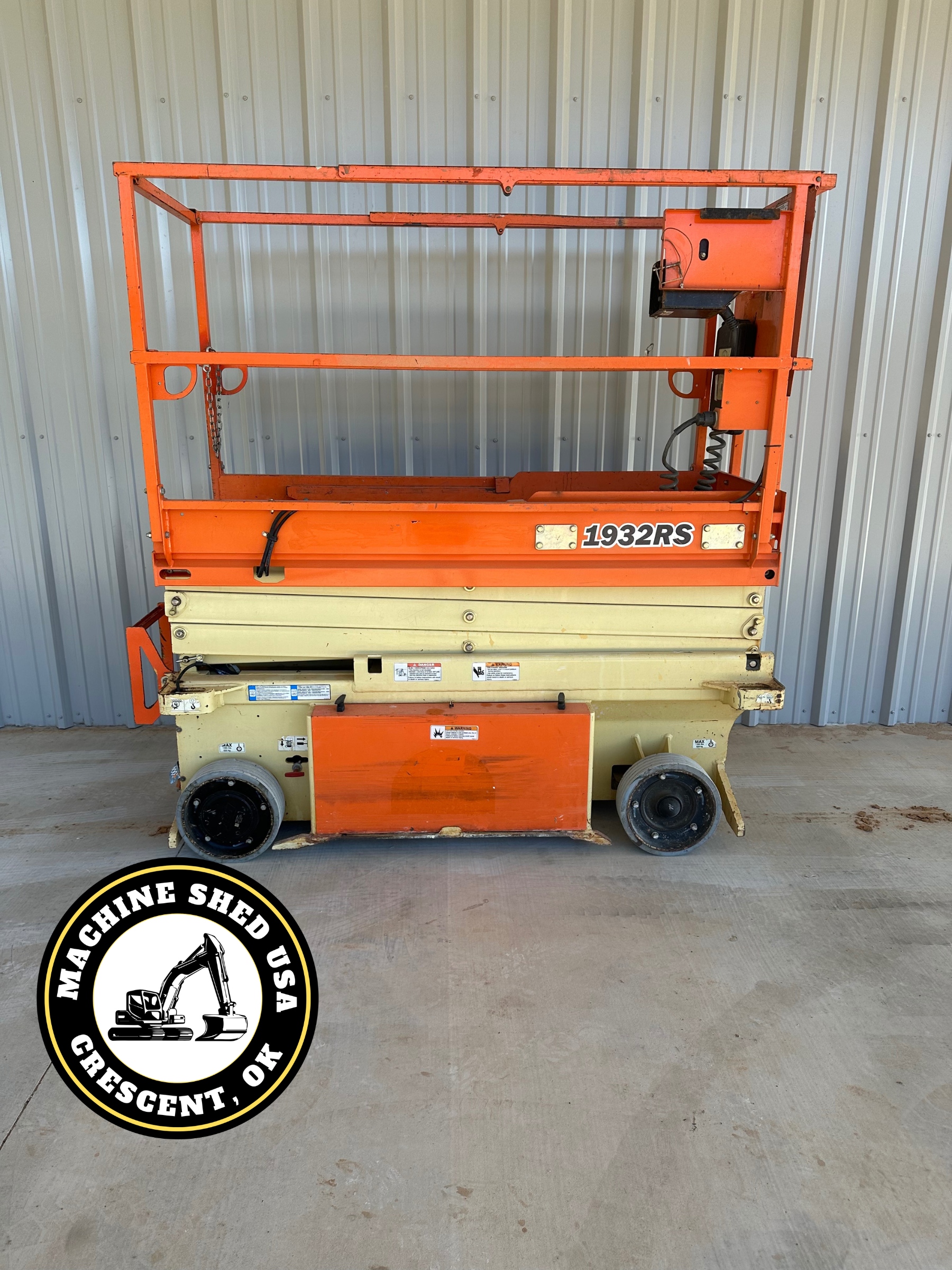 SOLD-2015 JLG 1932RS Scissor Lift