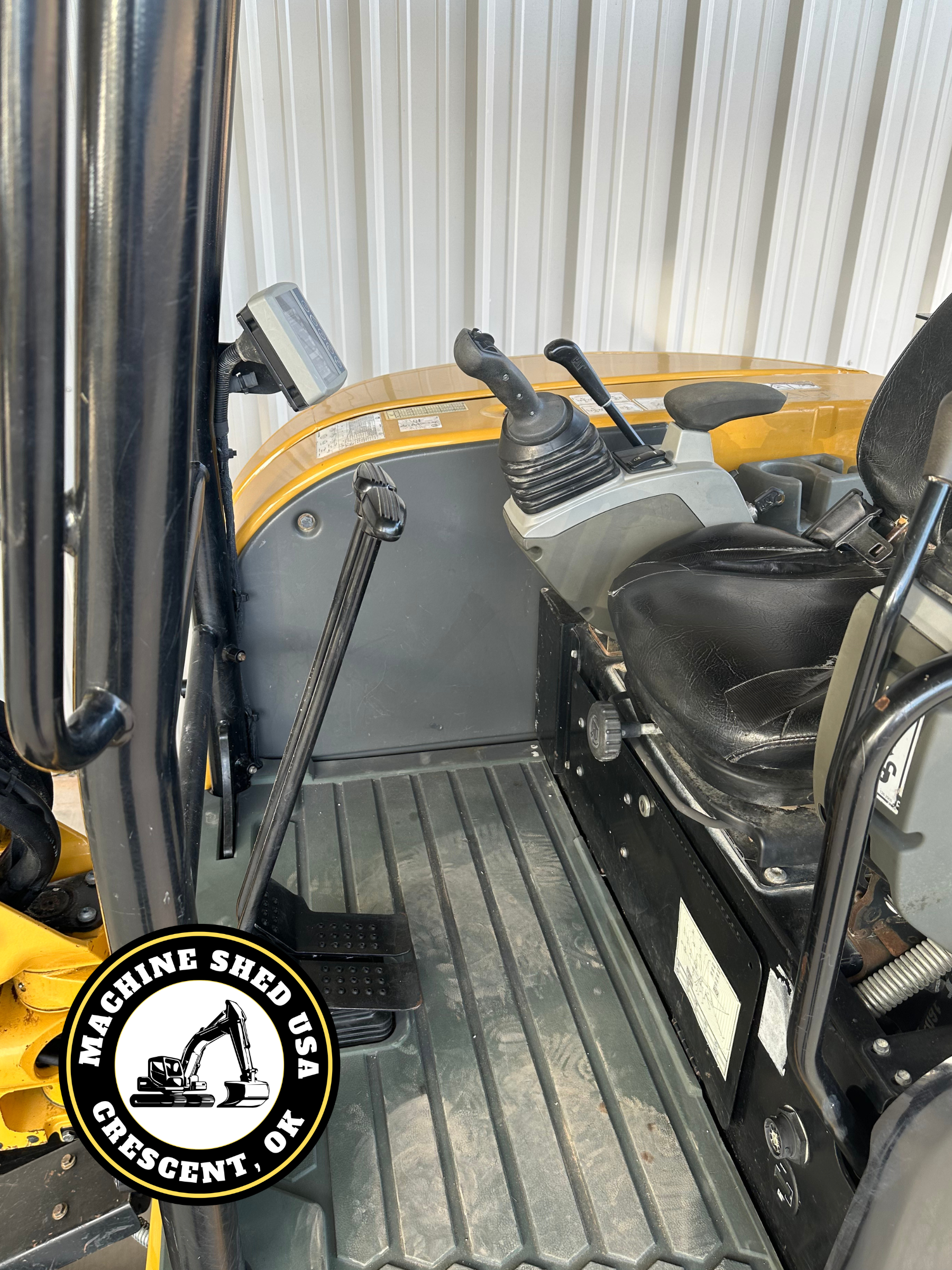 2019 CAT 303.5 E2 Mini Excavator