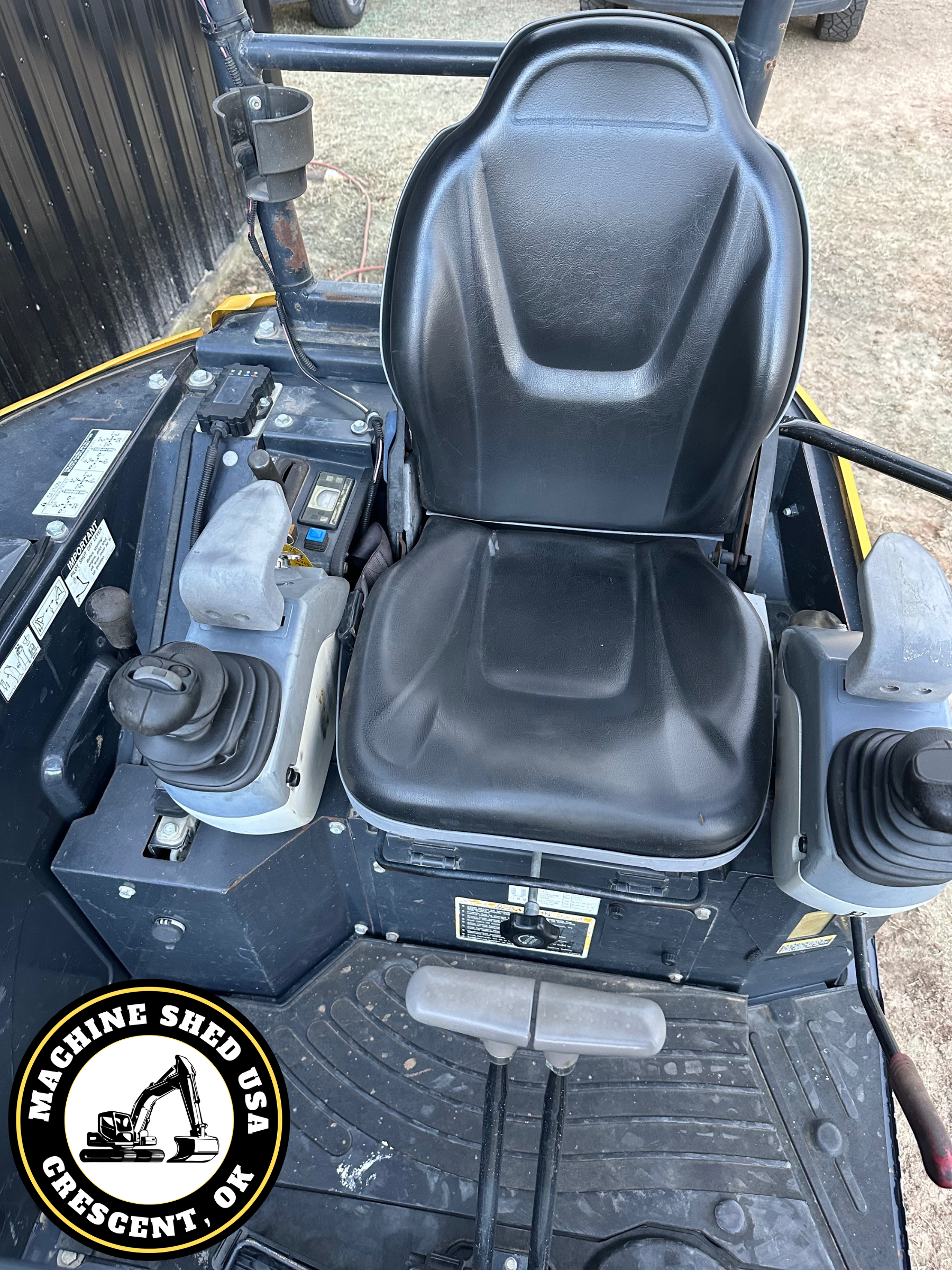 SOLD-2017 John Deere 26G