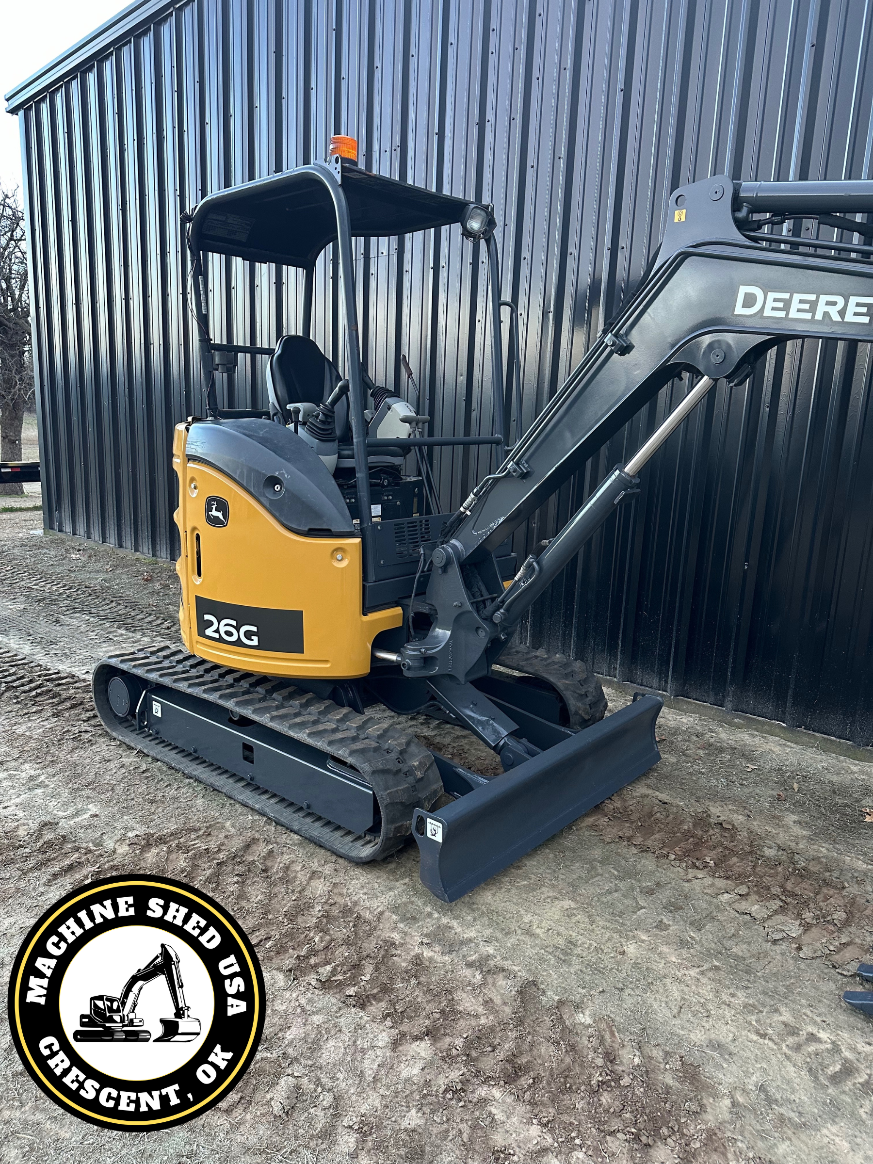 SOLD-2017 John Deere 26G