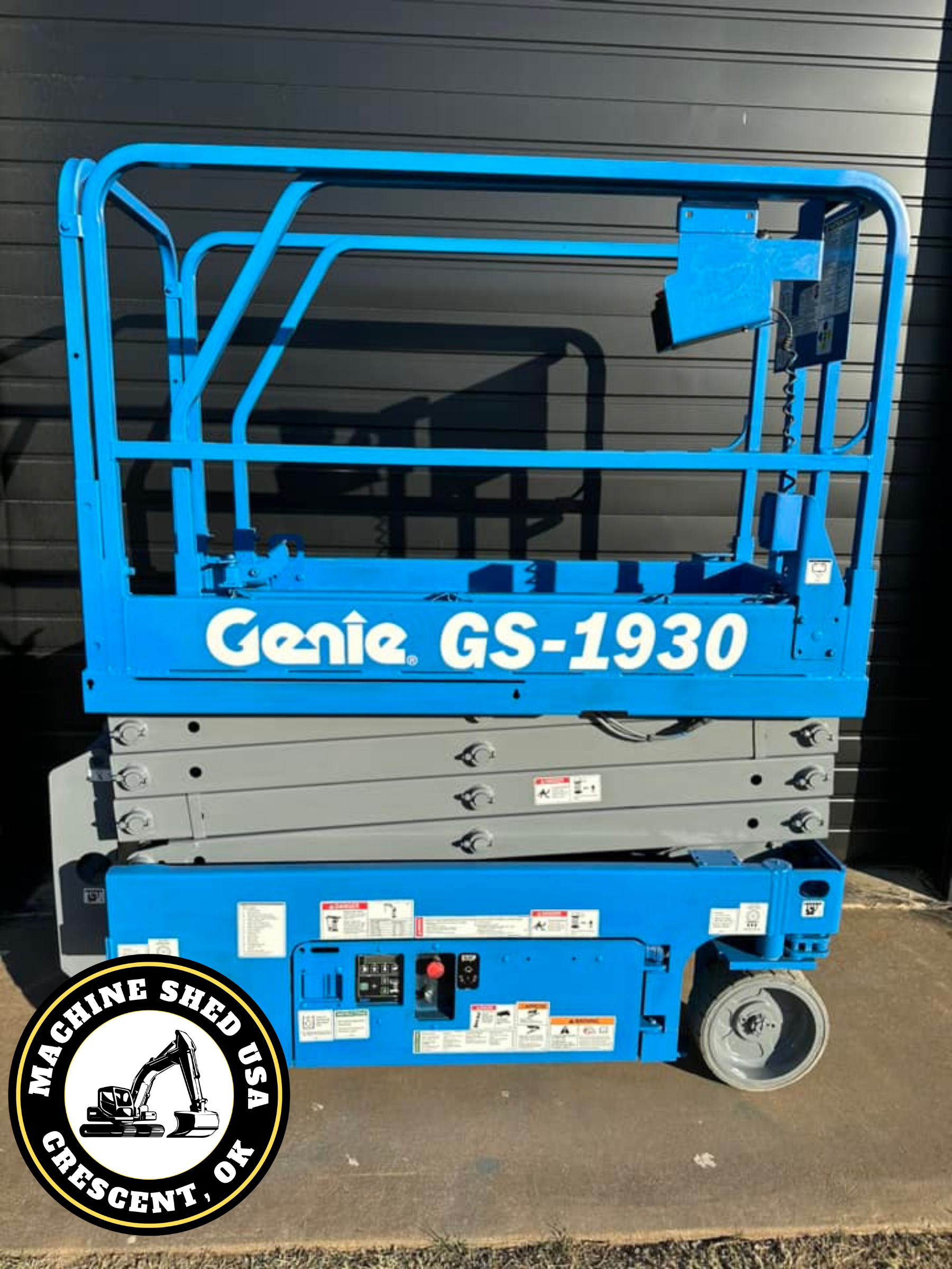 SOLD-2015 Genie GS-1930 Scissor Lift