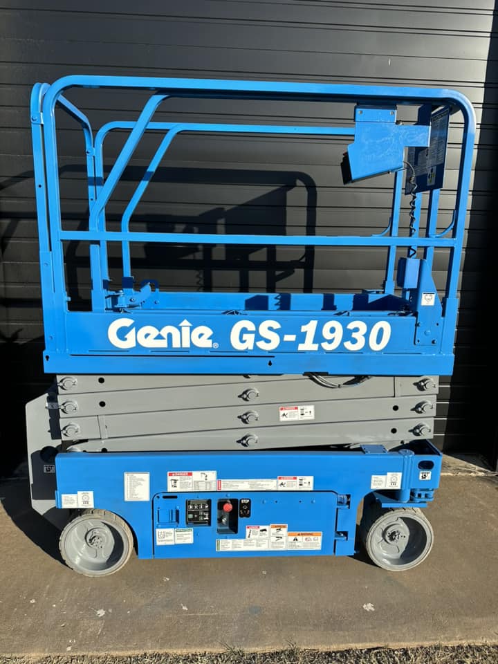 SOLD-2014 Genie GS-1930 Scissor Lift