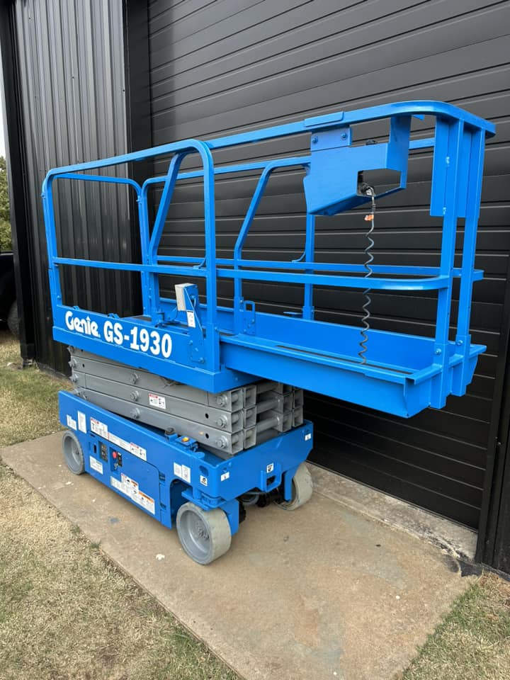 SOLD-2015 Genie GS-1930 Scissor Lift